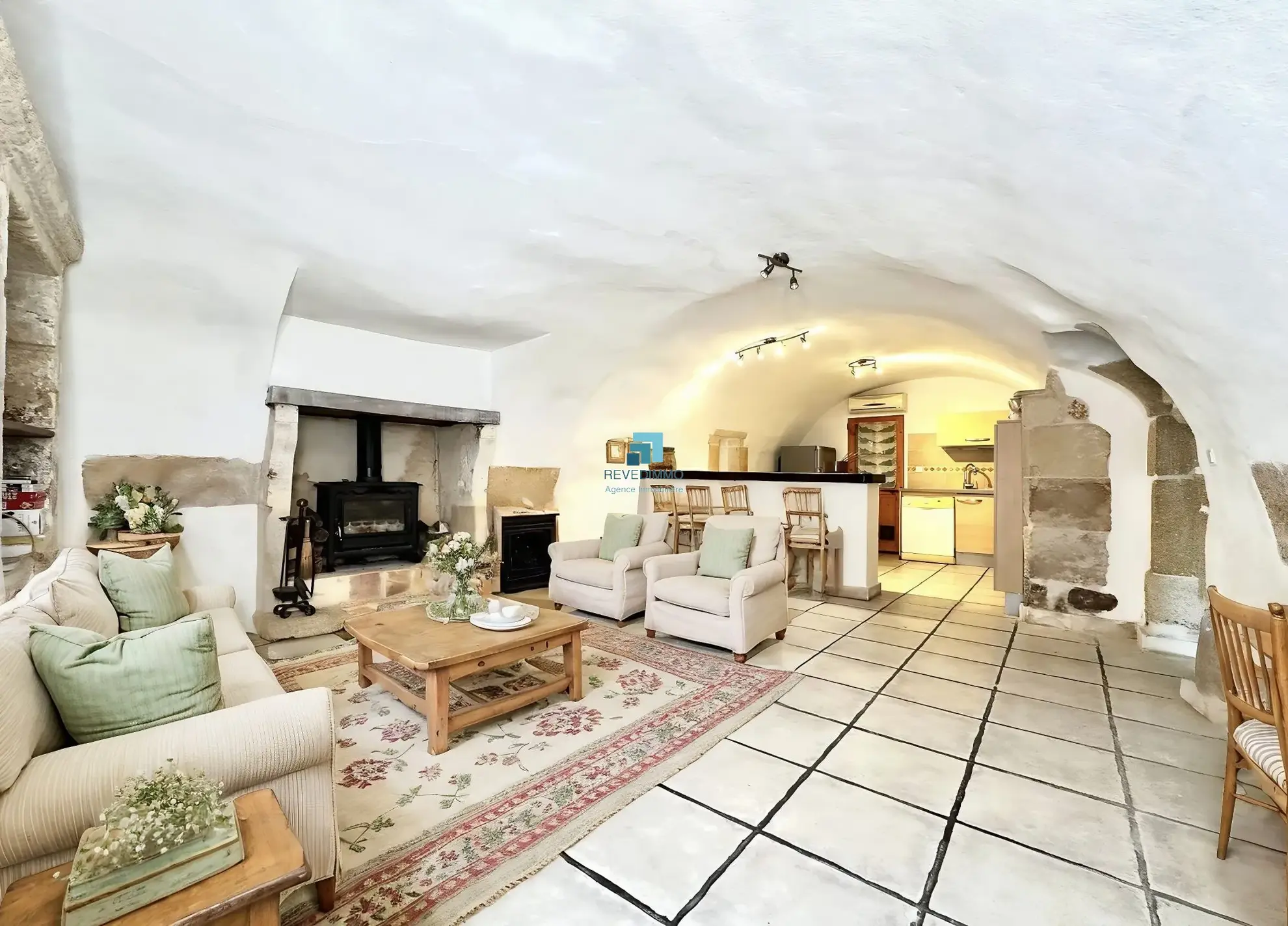 Maison de village lumineuse de 110 m² à Cabrières, proche Nîmes 