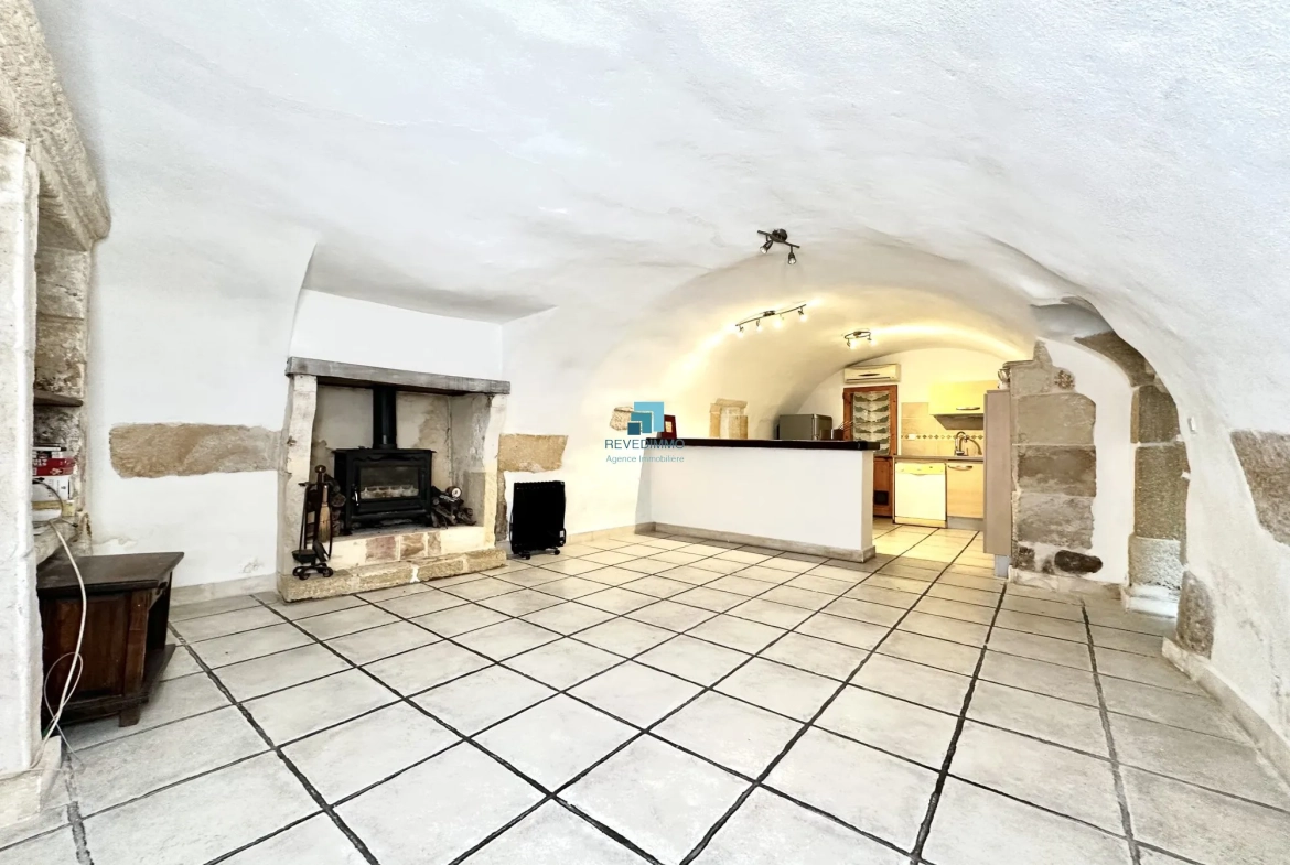 Maison de village lumineuse de 110 m² à Cabrières, proche Nîmes 