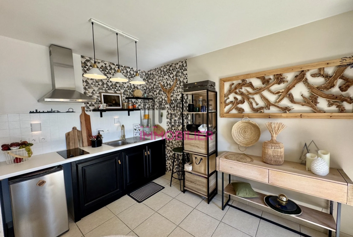 Studio de 30 m² à vendre avec parking privé à Orange 
