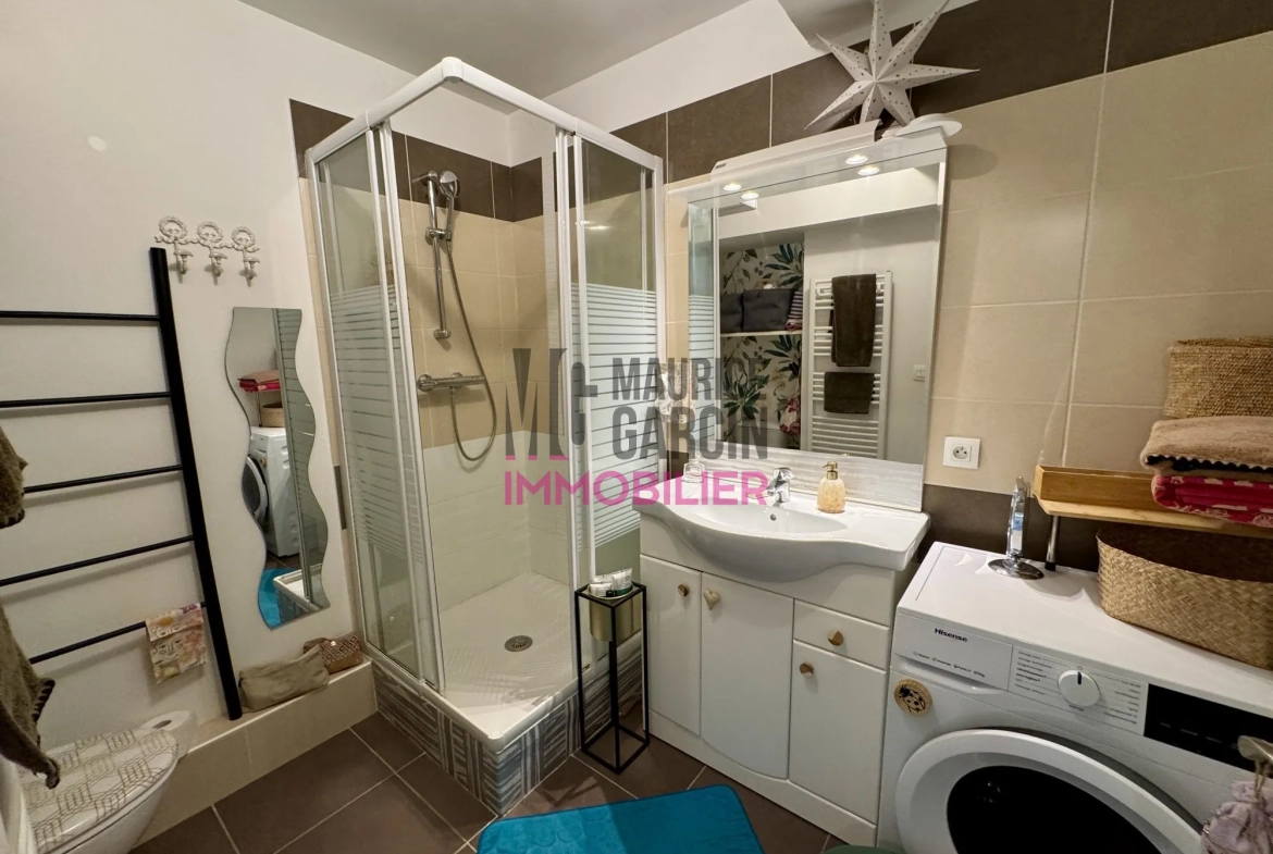 Studio de 30 m² à vendre avec parking privé à Orange 