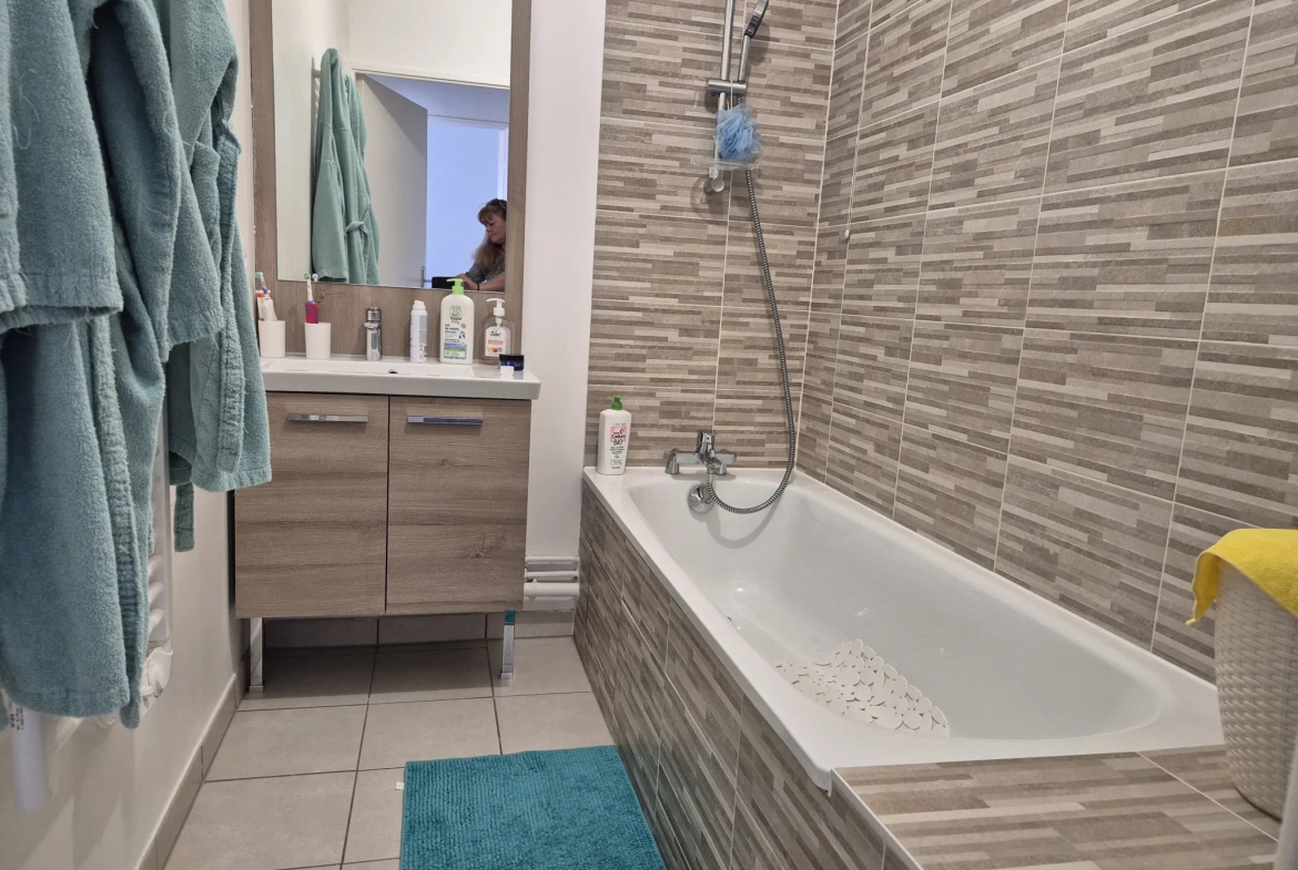 Bel appartement 4 pièces avec terrasse à Montlhéry - résidence sécurisée 