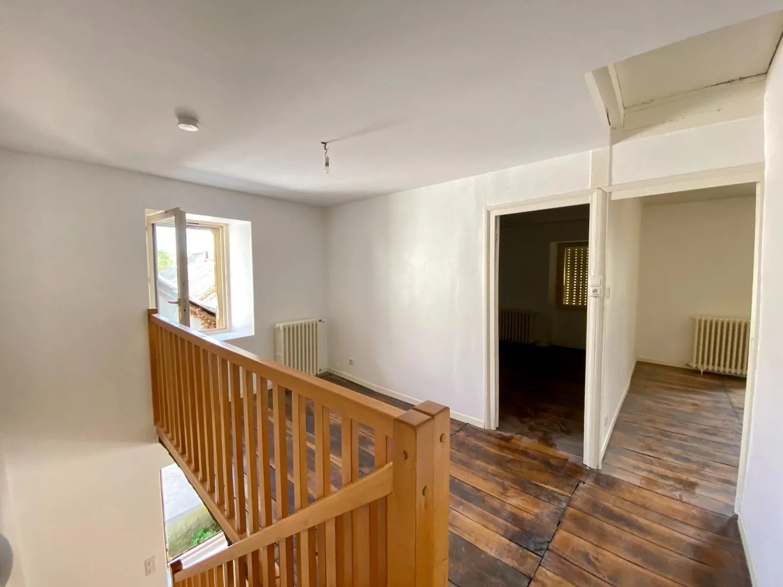 Maison de village avec jardin à Lagarde-Marc-la-Tour - 3 chambres, rénovée 