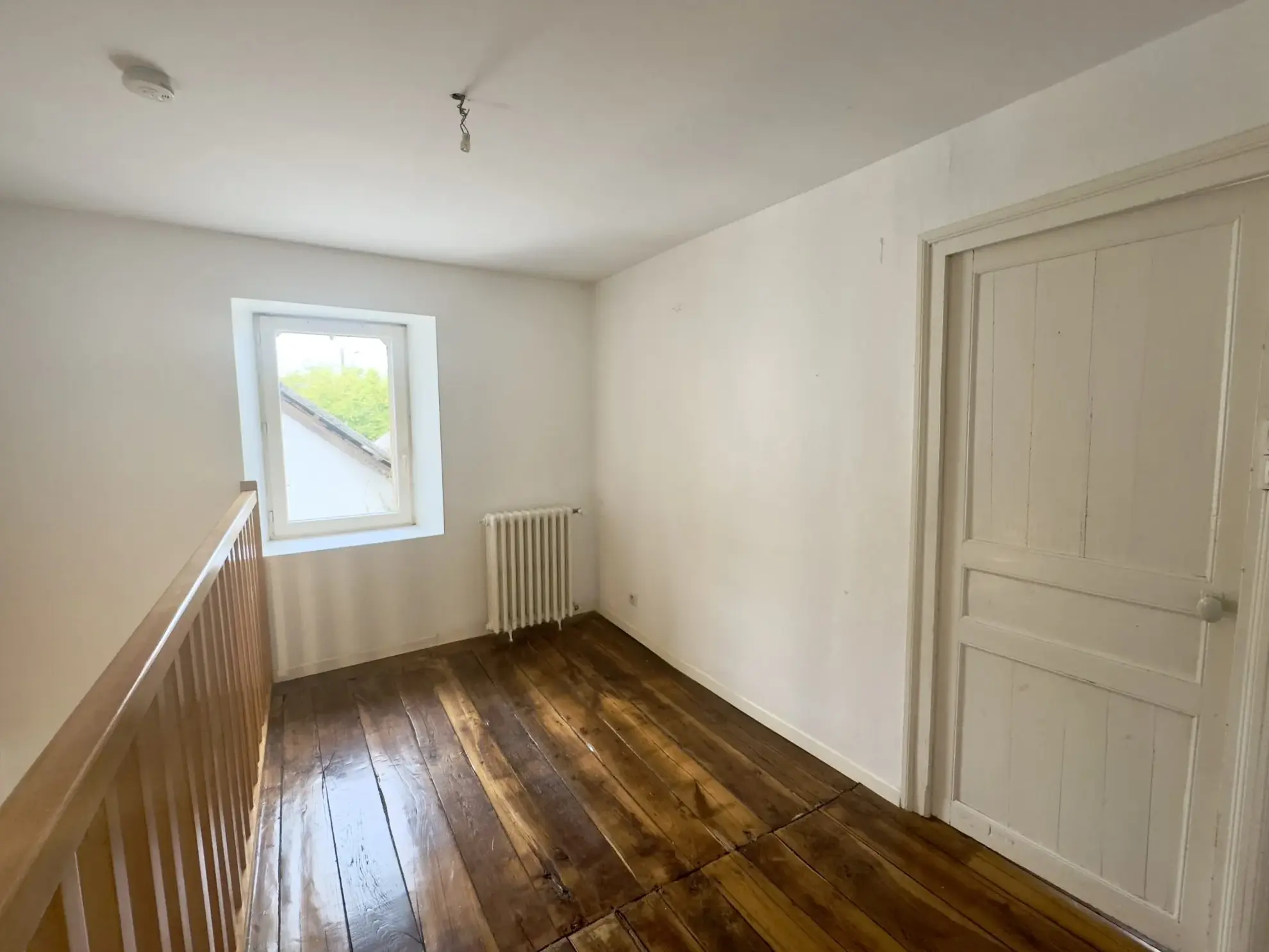 Maison de village avec jardin à Lagarde-Marc-la-Tour - 3 chambres, rénovée 