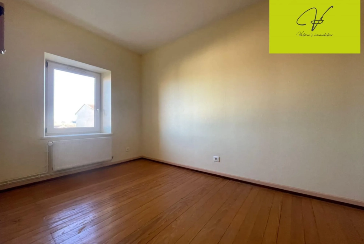 Belle maison de 170 m² à Laneuveville-Les-Lorquin avec deux habitations 