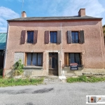 Maison de Bourg avec Grange et Cour à Lepaud – Potentiel à Découvrir