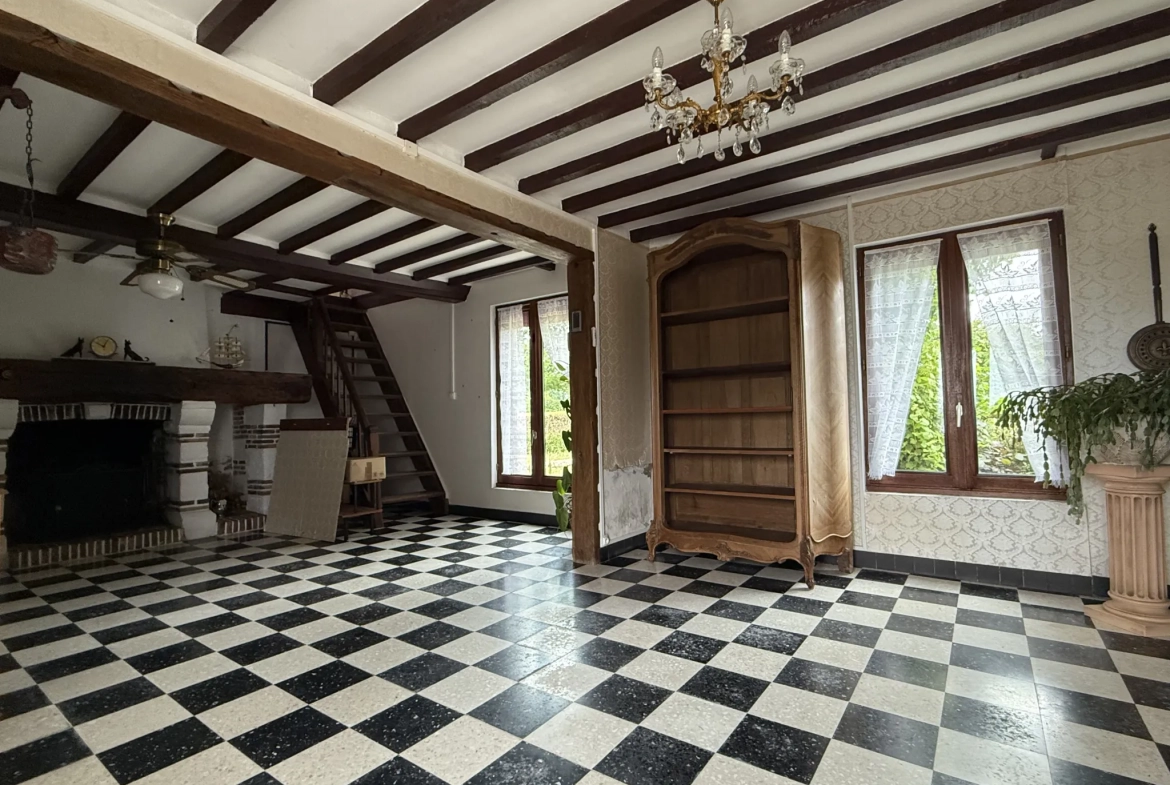 Maison familiale à vendre avec grand terrain près de Livarot Pays d'Auge 