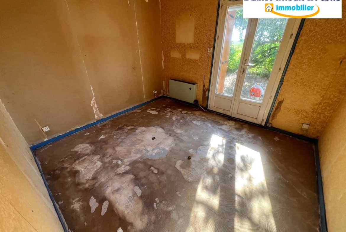 Maison à rénover avec grand terrain à Boinville-le-Gaillard 78660 