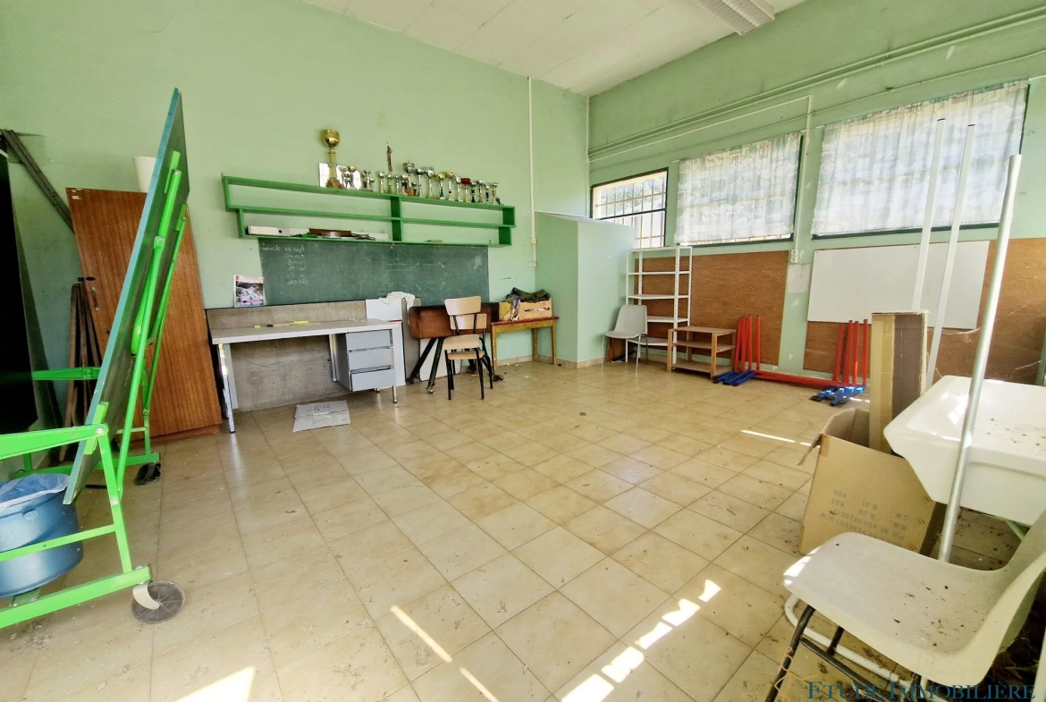 Villa à rénover de 4 pièces pour investissement ou famille à Bédarieux 