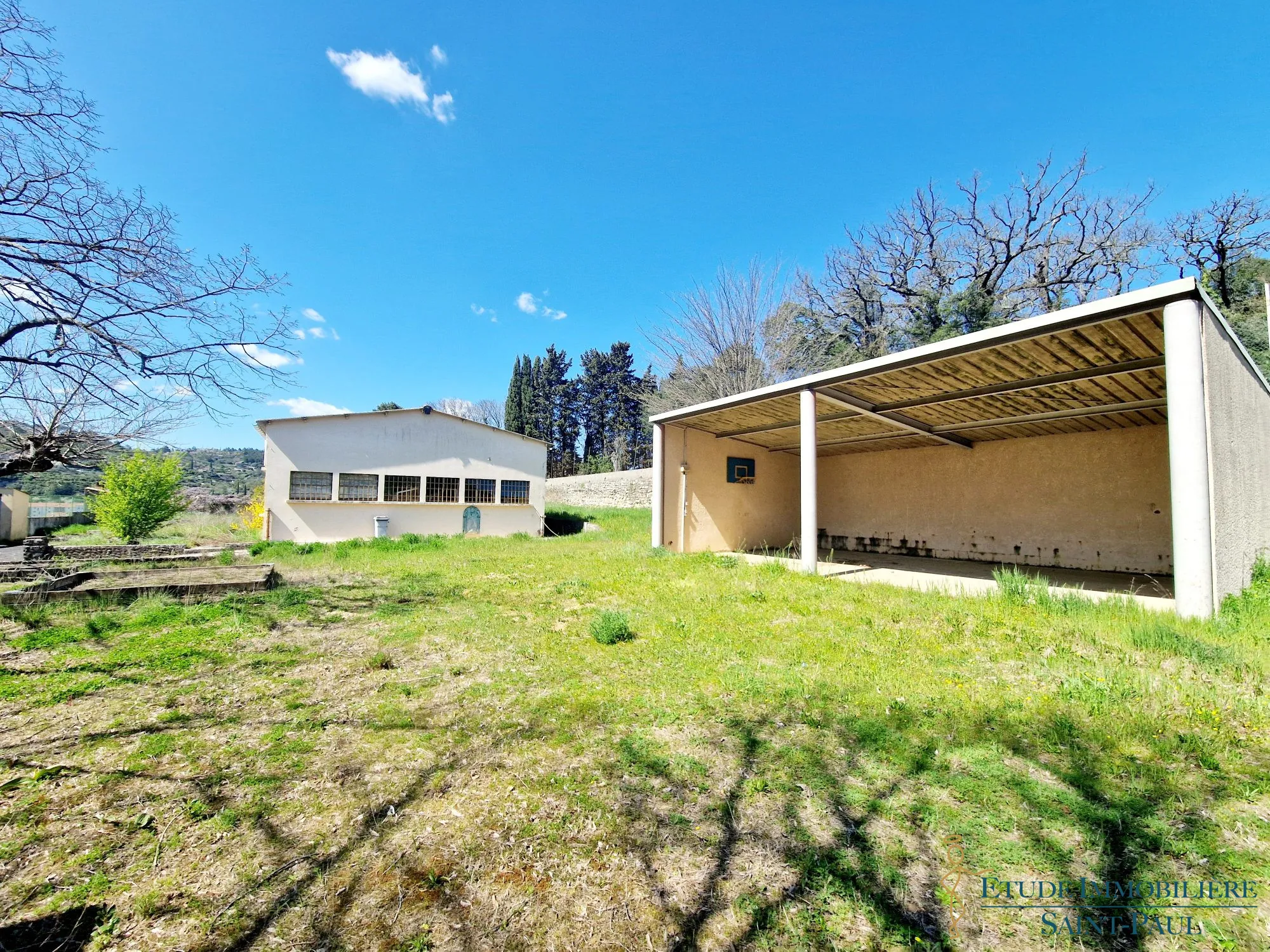 Villa à rénover de 4 pièces pour investissement ou famille à Bédarieux 