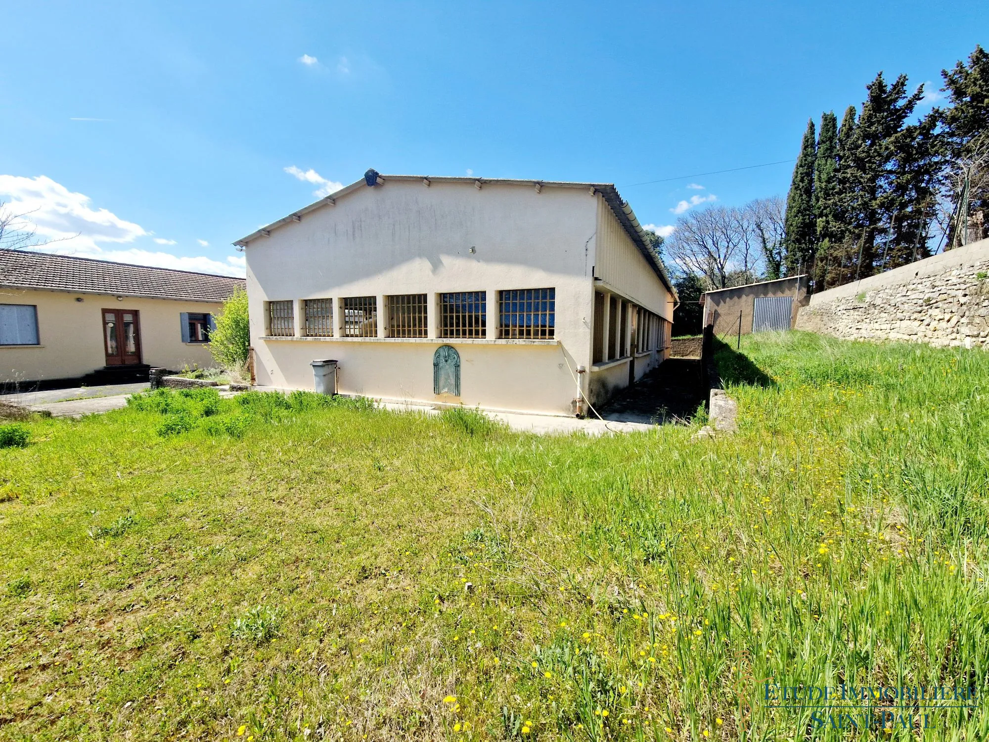 Villa à rénover de 4 pièces pour investissement ou famille à Bédarieux 
