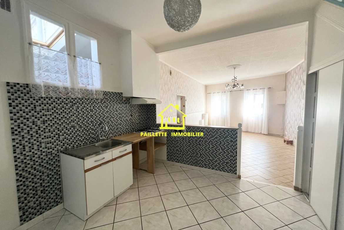 Maison à vendre au Havre - 3 chambres, grand séjour, proche commodités 