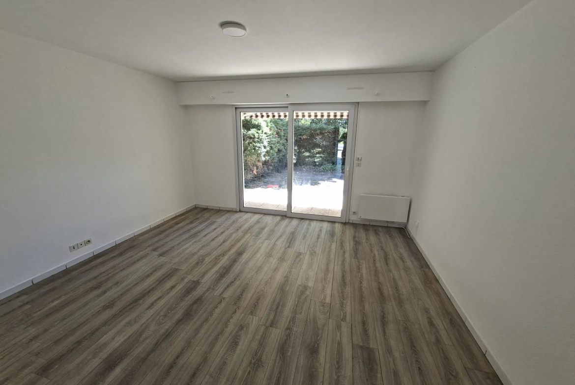 Appartement T2 avec jardin, parking et cellier à Andernos-les-Bains 