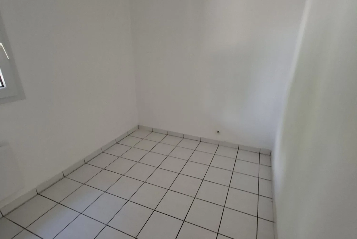 Appartement T2 avec jardin, parking et cellier à Andernos-les-Bains 