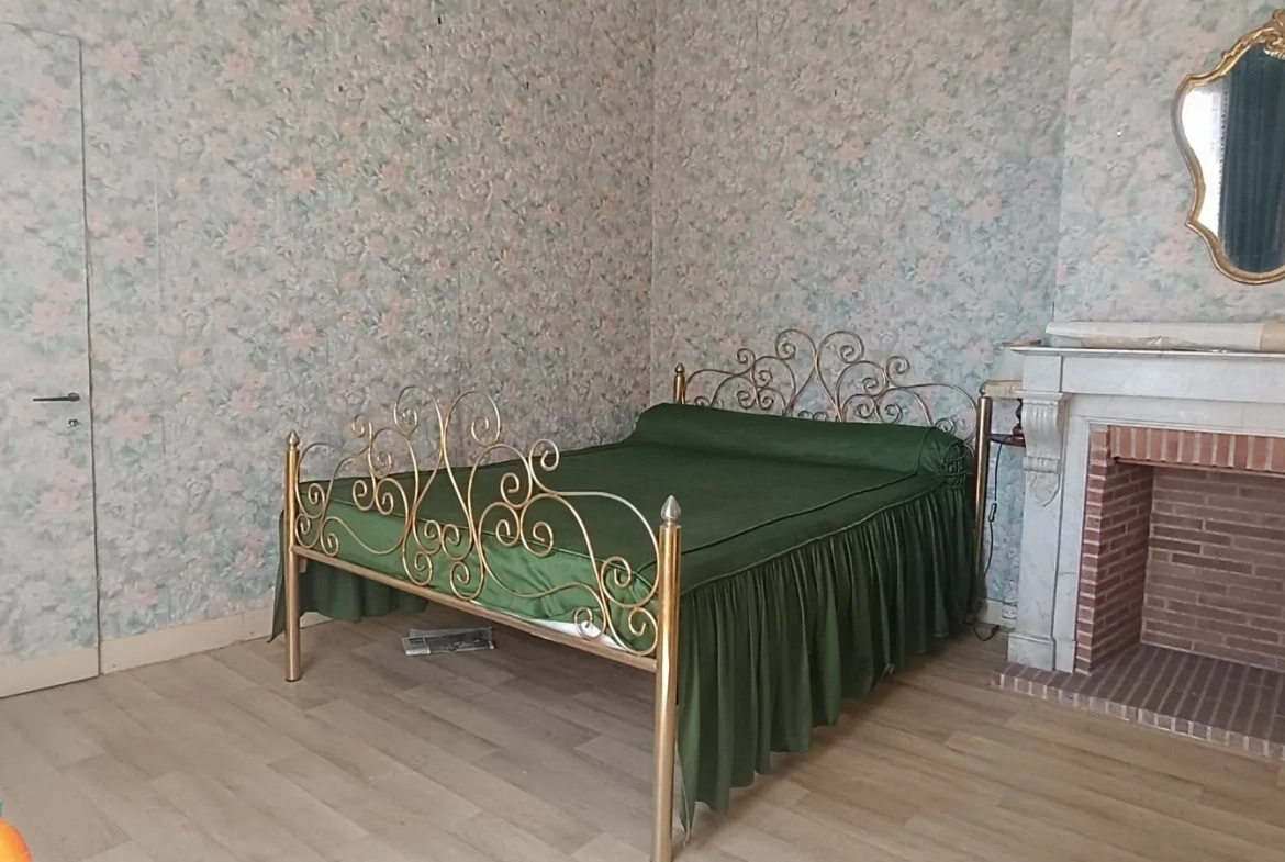 Maison à vendre à Luynes avec cachet et potentiel de rénovation 