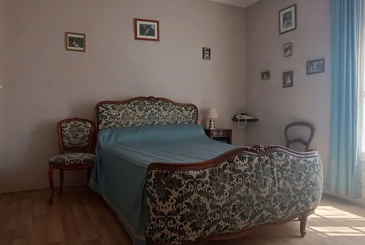 Maison à vendre à Luynes avec cachet et potentiel de rénovation 