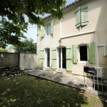 Belle maison en pierre de 86 m² avec jardin et dépendances à Saint-Christol-lès-Alès