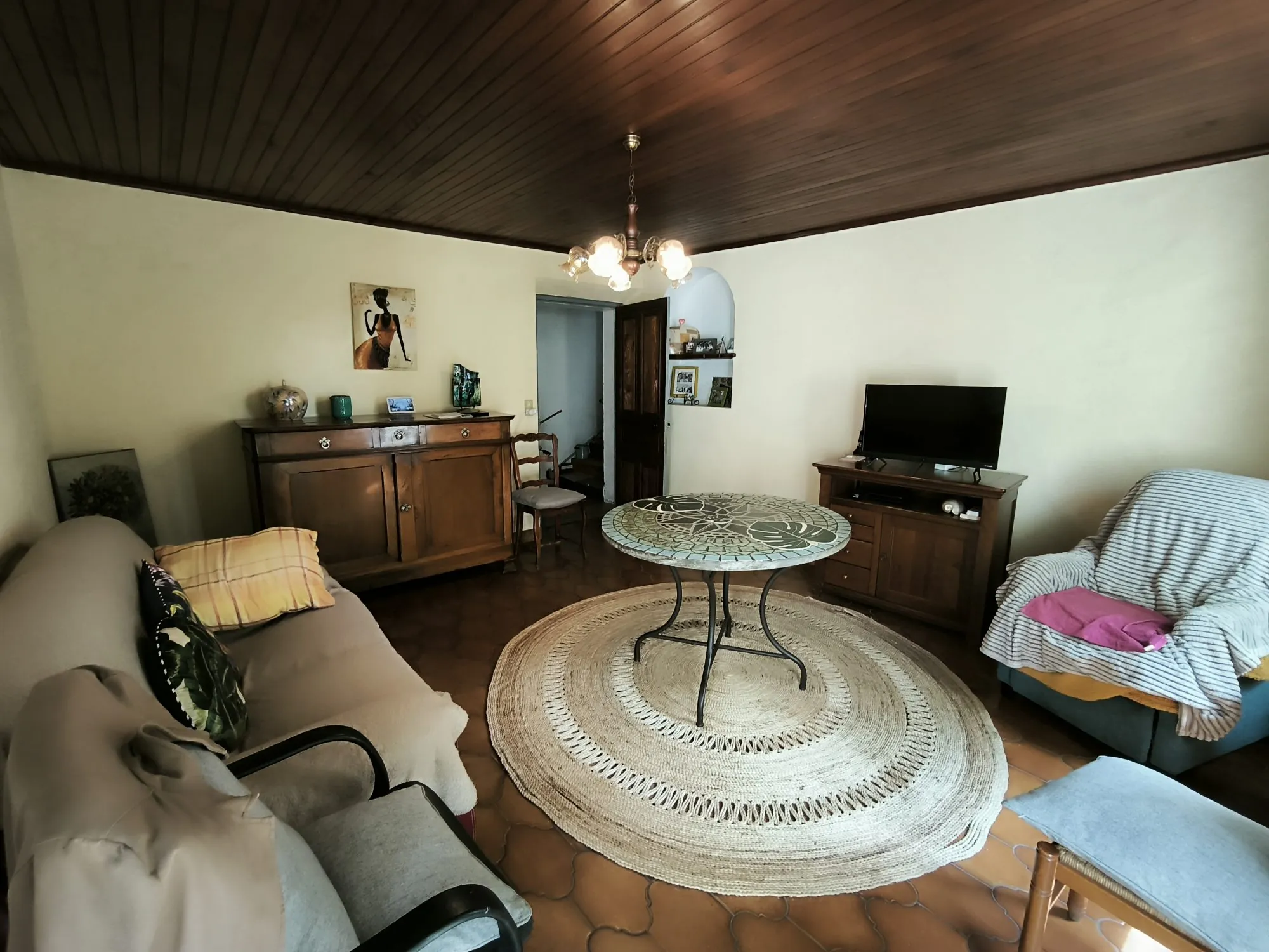 Belle maison en pierre de 86 m² avec jardin et dépendances à Saint-Christol-lès-Alès 