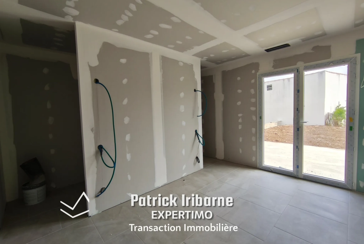 Maison neuve 4 chambres avec garage et jardin à Port-d'Envaux 
