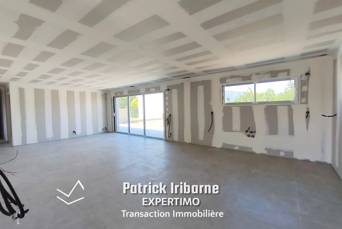Maison neuve 4 chambres avec garage et jardin à Port-d'Envaux 