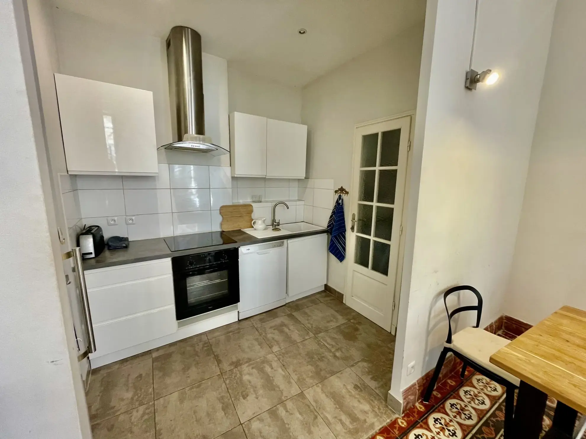 Appartement T2 idéalement situé au cœur d'Avignon, calme et lumineux 