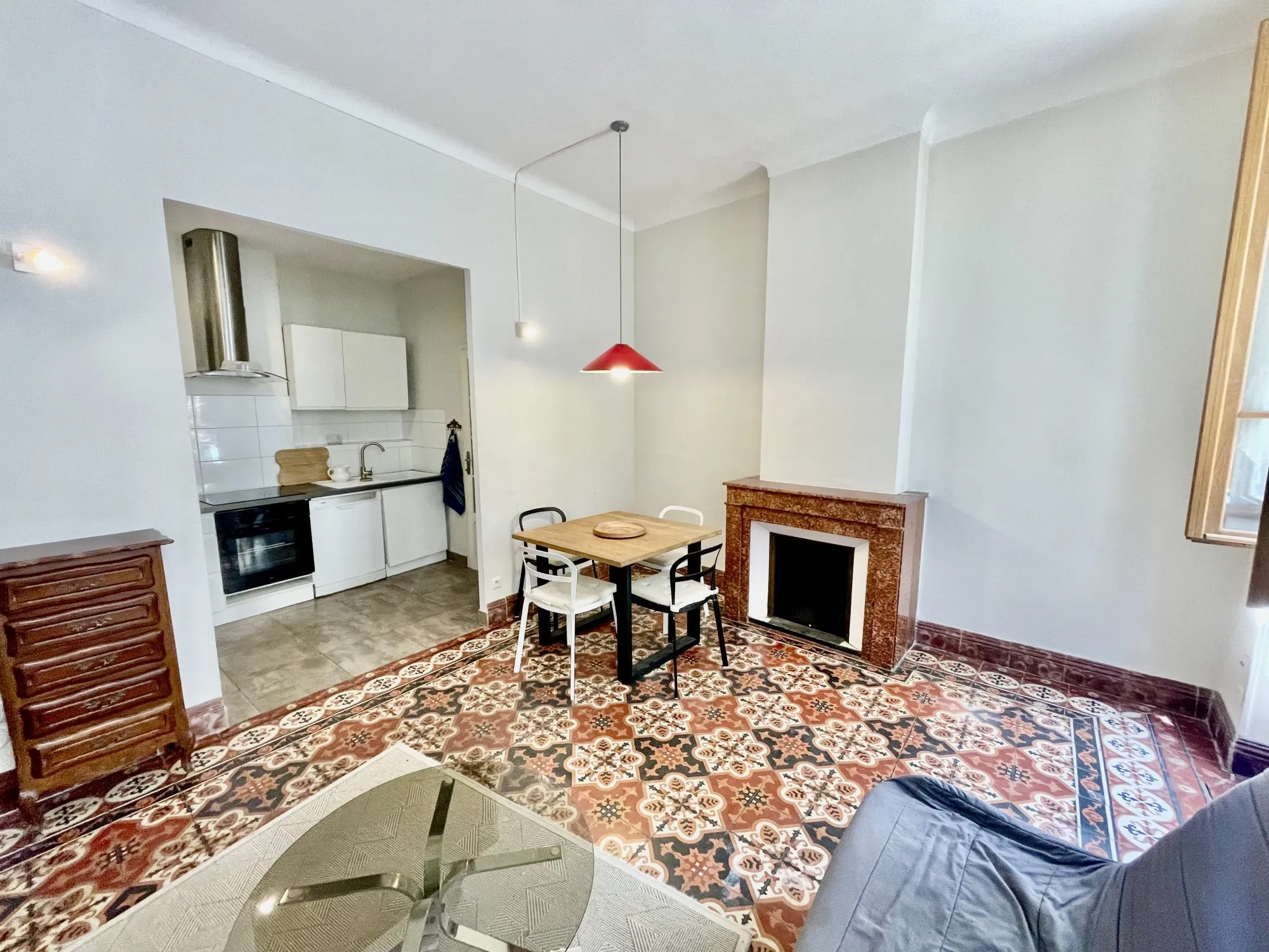 Appartement T2 idéalement situé au cœur d'Avignon, calme et lumineux 