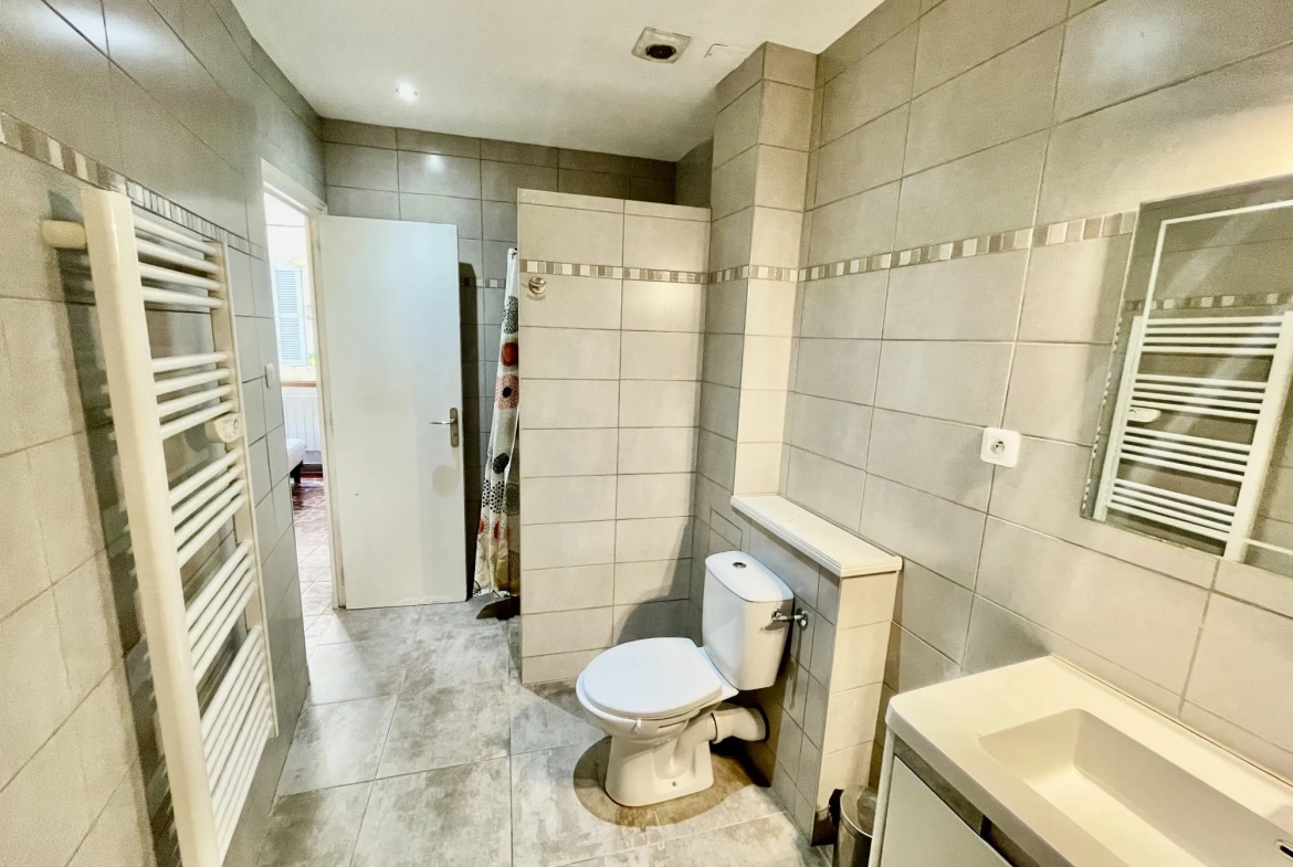 Appartement T2 idéalement situé au cœur d'Avignon, calme et lumineux 