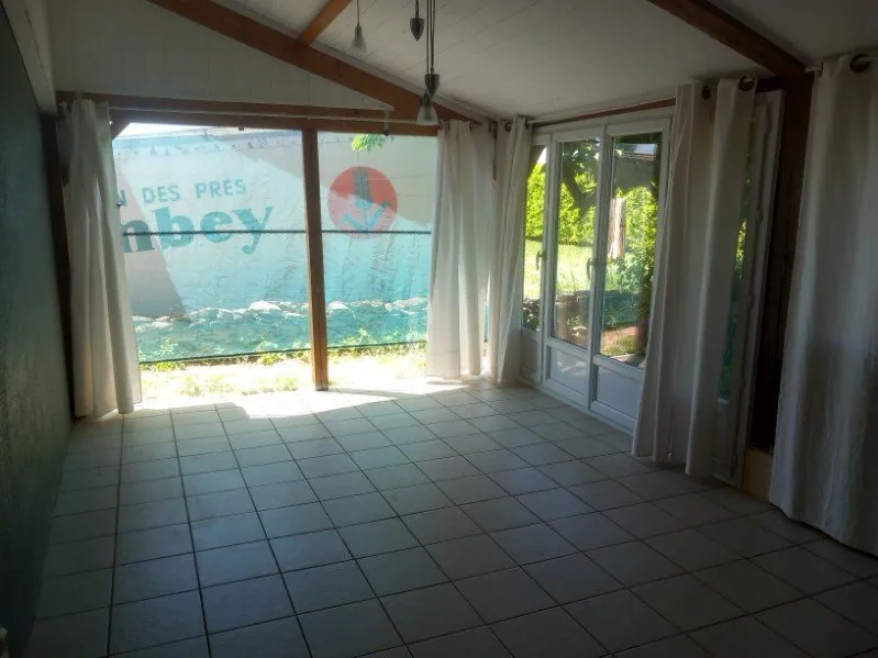 Maison de plain-pied à Desnes - 97 m² avec jardin et 4 chambres 