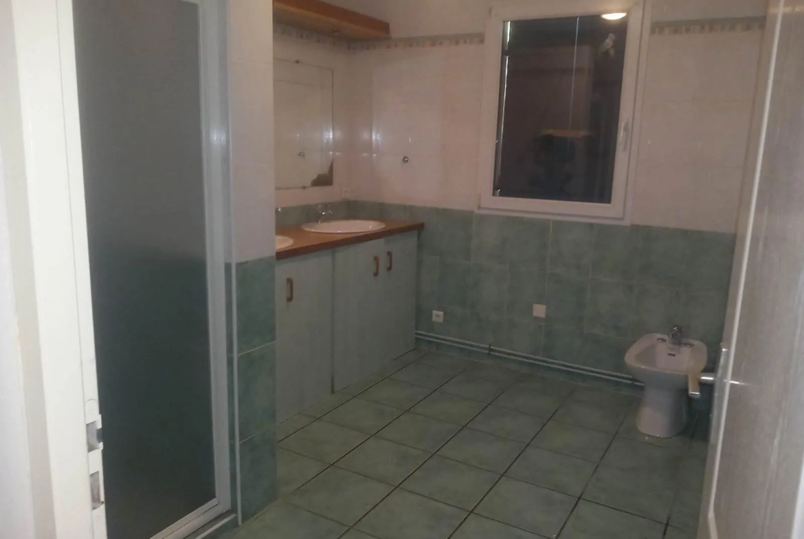 Maison de plain-pied à Desnes - 97 m² avec jardin et 4 chambres 