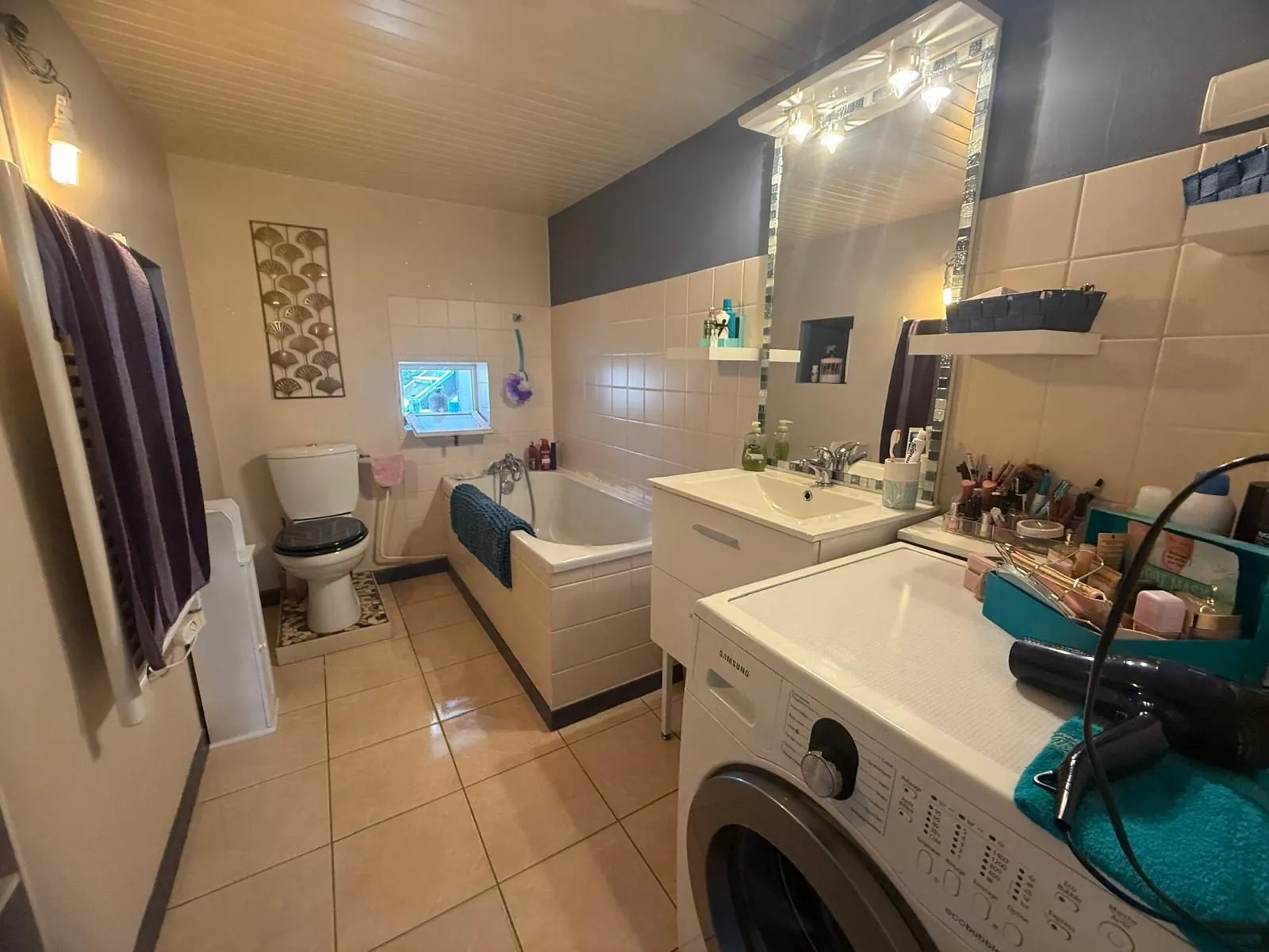 Maison mitoyenne à vendre à Bavans – 111 m², 2 appartements, terrain 12 ares 