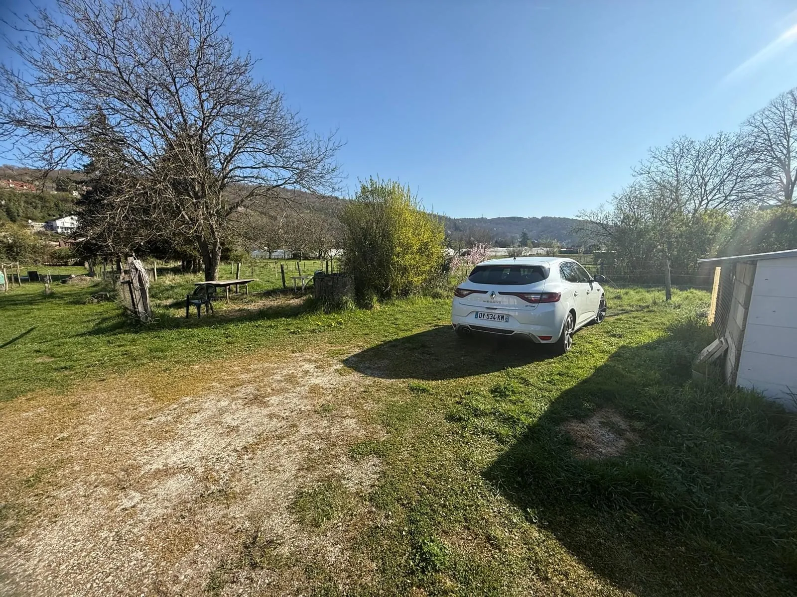Maison mitoyenne à vendre à Bavans – 111 m², 2 appartements, terrain 12 ares 