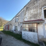 Maison mitoyenne à vendre à Bavans – 111 m², 2 appartements, terrain 12 ares