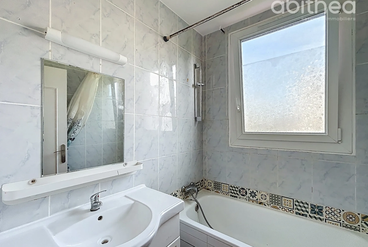 Appartement T3 rénové à Choisy-Le-Roi avec cave et proximité transports 