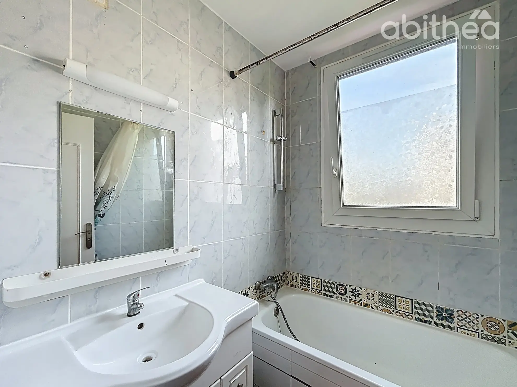 Appartement T3 rénové à Choisy-Le-Roi avec cave et proximité transports 