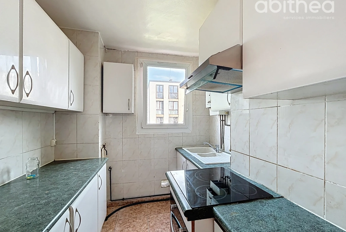 Appartement T3 rénové à Choisy-Le-Roi avec cave et proximité transports 