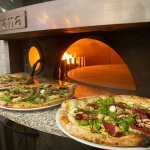 A saisir rapidement : Fonds de commerce d'une pizzeria à Saintes avec logement inclus