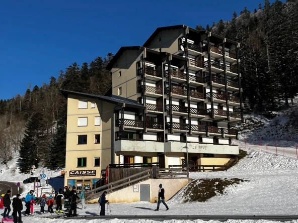 Appartement duplex meublé avec balcon au Col de Rousset