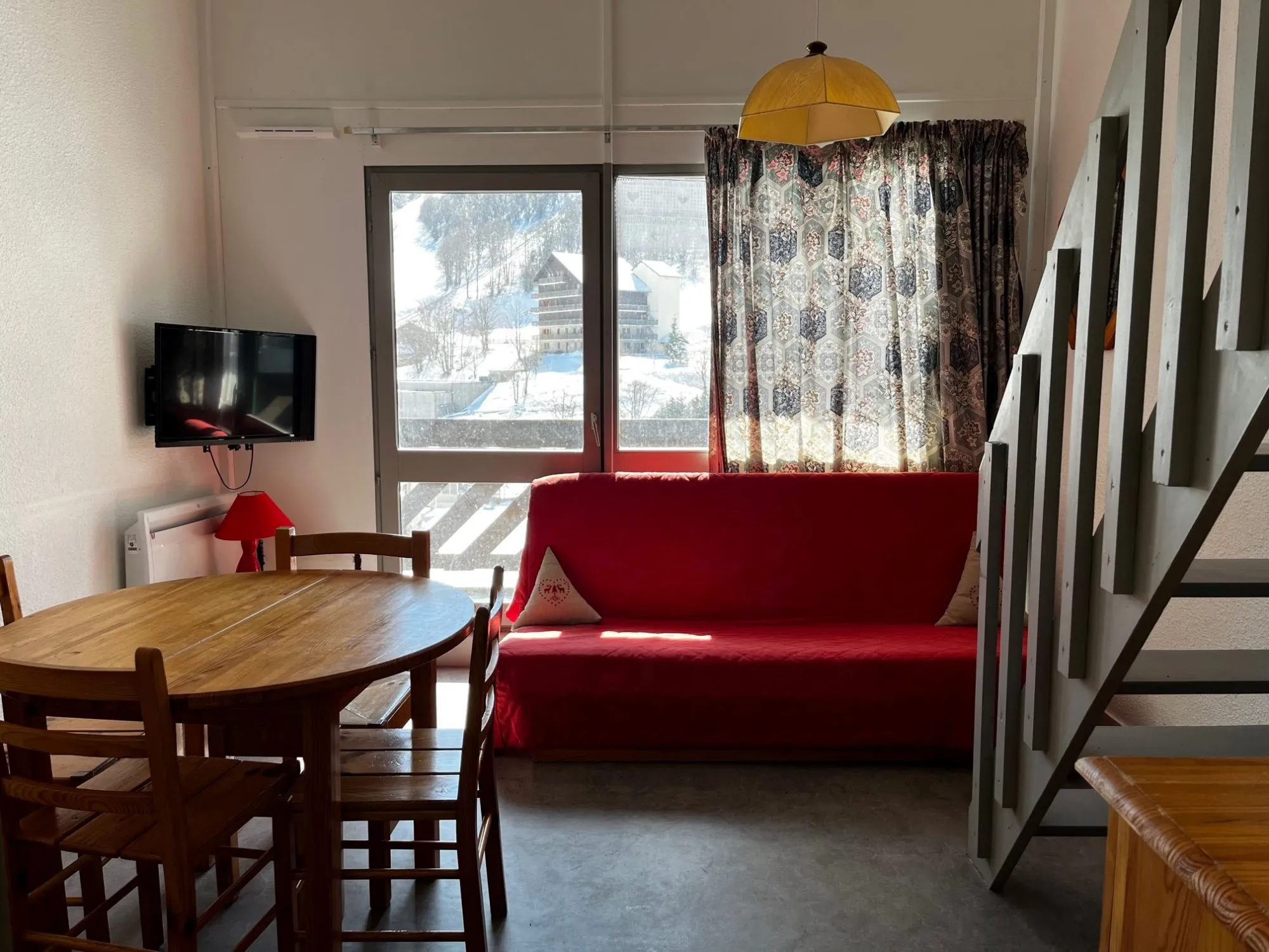 Appartement duplex meublé avec balcon au Col de Rousset 