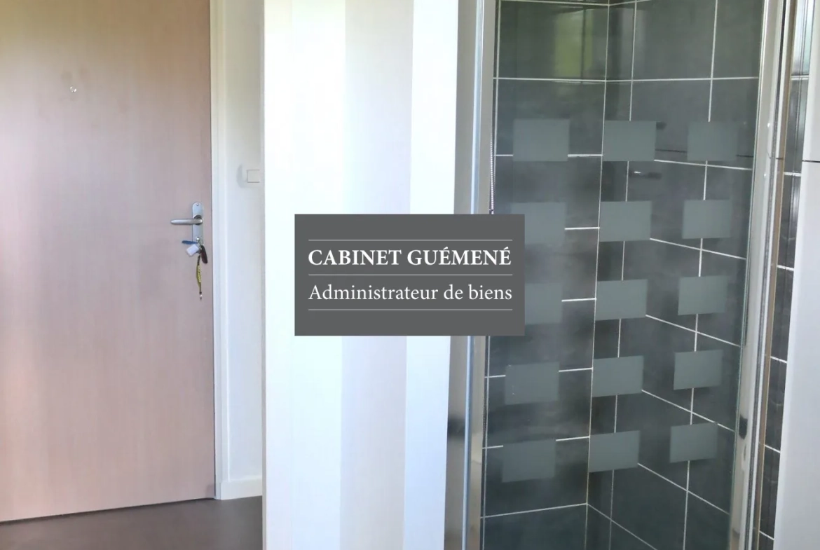 Appartement à Vendre à La Chapelle-sur-Erdre avec Terrasse et Parking 