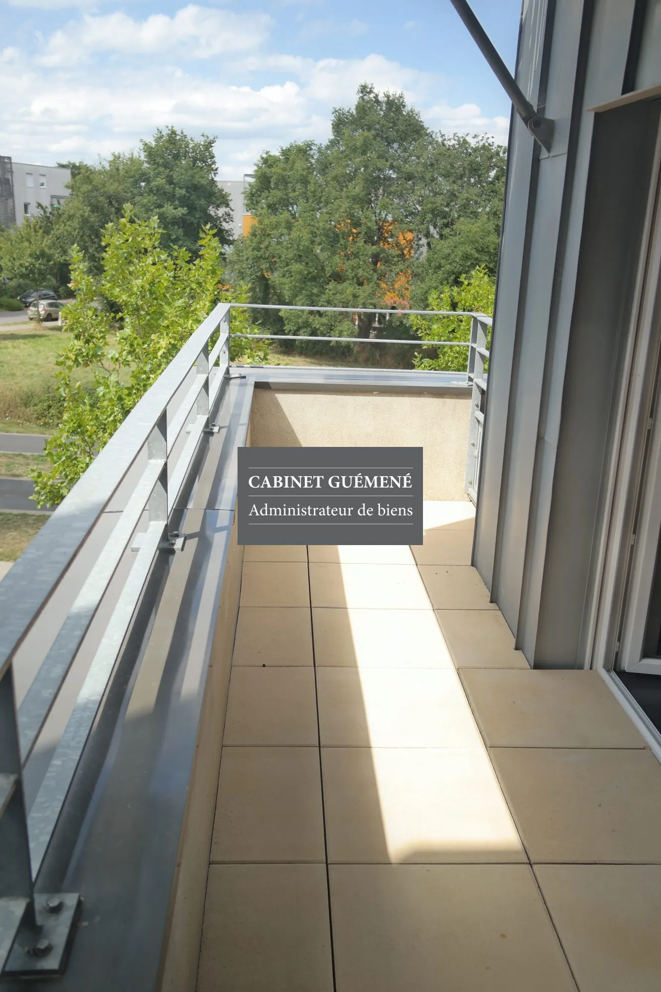 Appartement à Vendre à La Chapelle-sur-Erdre avec Terrasse et Parking 