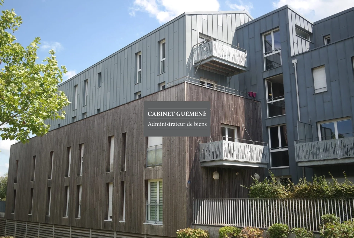 Appartement à Vendre à La Chapelle-sur-Erdre avec Terrasse et Parking 