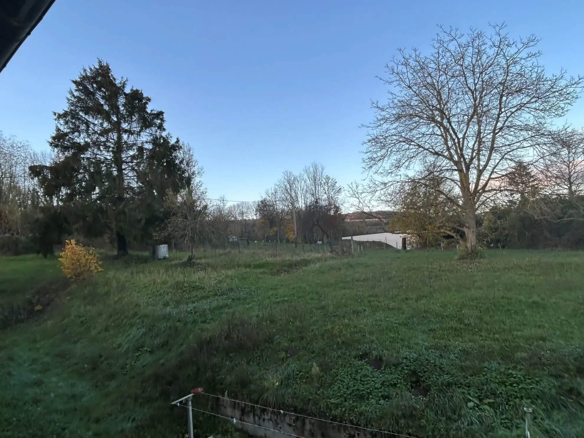 Maison à vendre à Verneuil - 123 m² sur grand terrain avec dépendances 