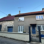 Maison à vendre à Verneuil - 123 m² sur grand terrain avec dépendances