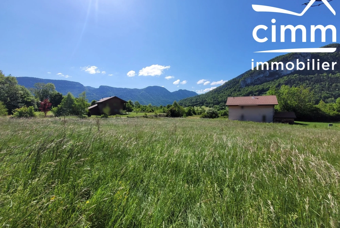 Terrain constructible à La Chapelle-en-Vercors avec vue exceptionnelle 