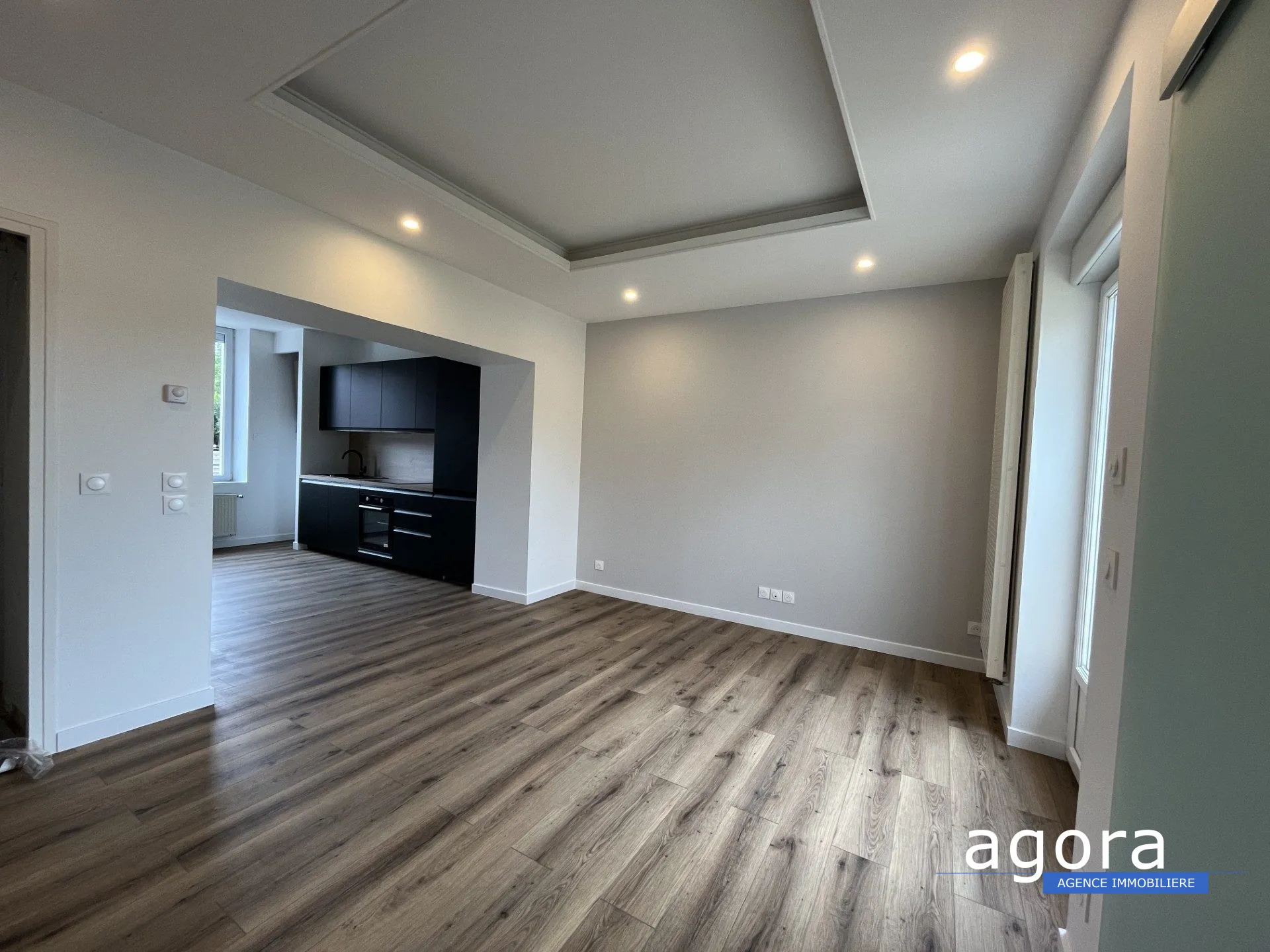 Maison mitoyenne rénovée à Joudreville avec 2 chambres et vue champêtre 