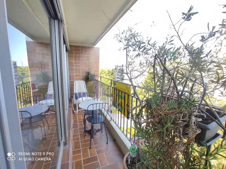Appartement 3 pièces avec balcon et cave à Brunoy, résidence avec ascenseur 