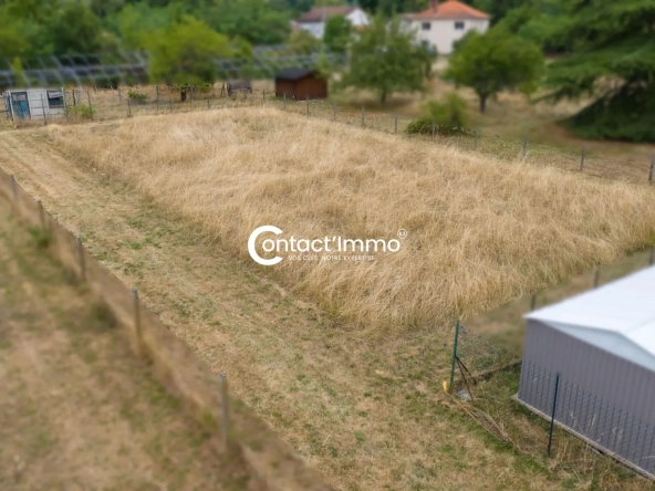 Terrain constructible de 1125 m² à Lezoux – Opportunité à saisir
