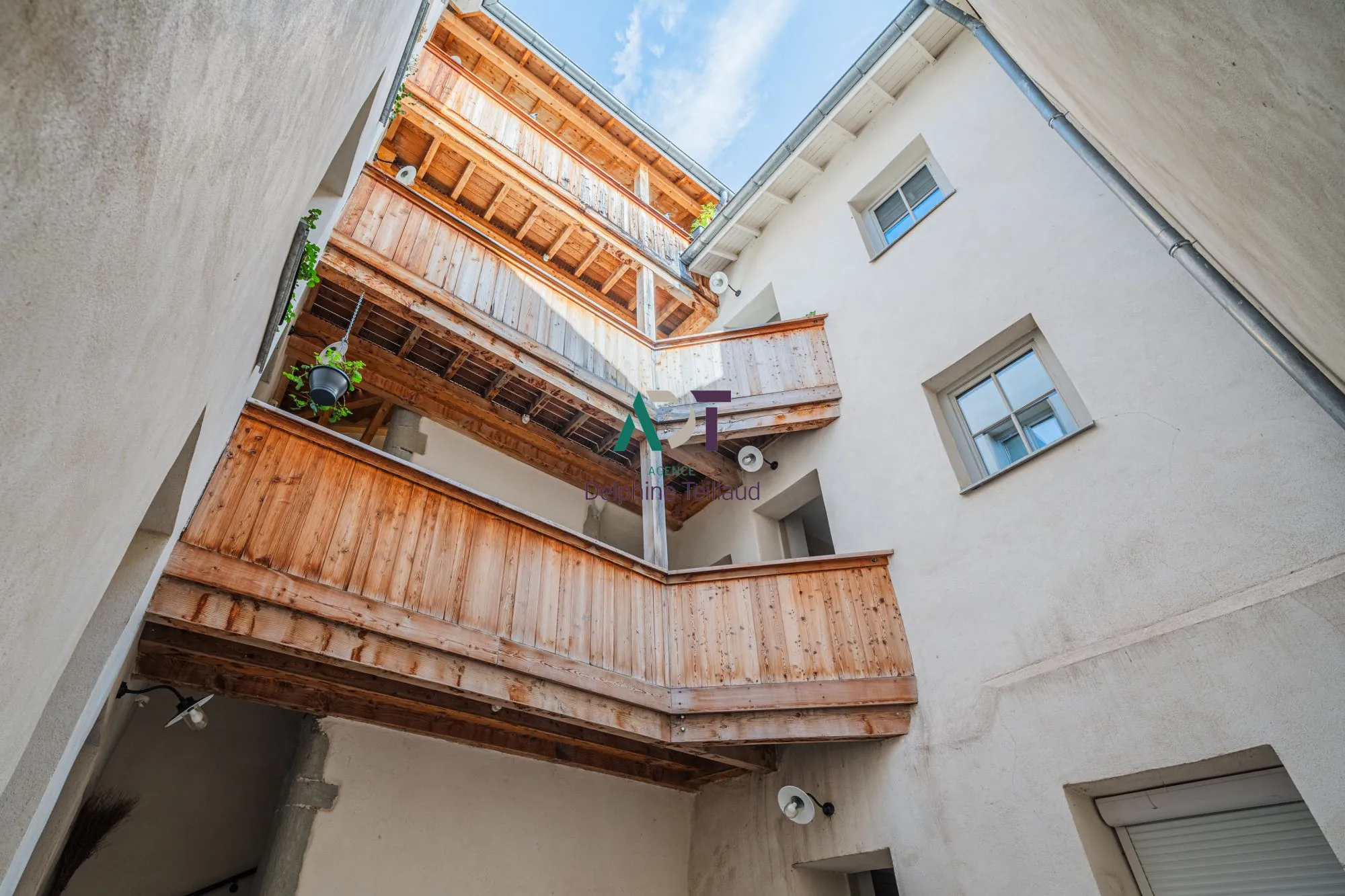 Appartement T2 à vendre à Grenoble - rue Saint-Laurent, proche commodités 