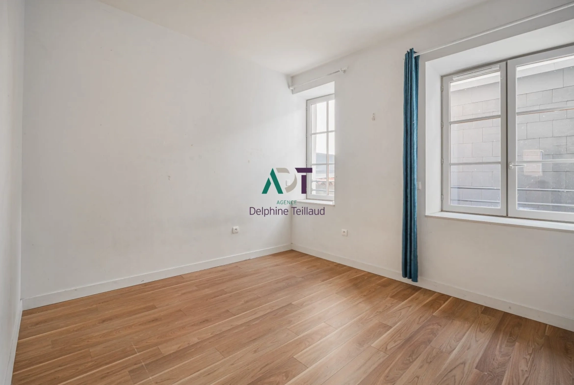 Appartement T2 à vendre à Grenoble - rue Saint-Laurent, proche commodités 