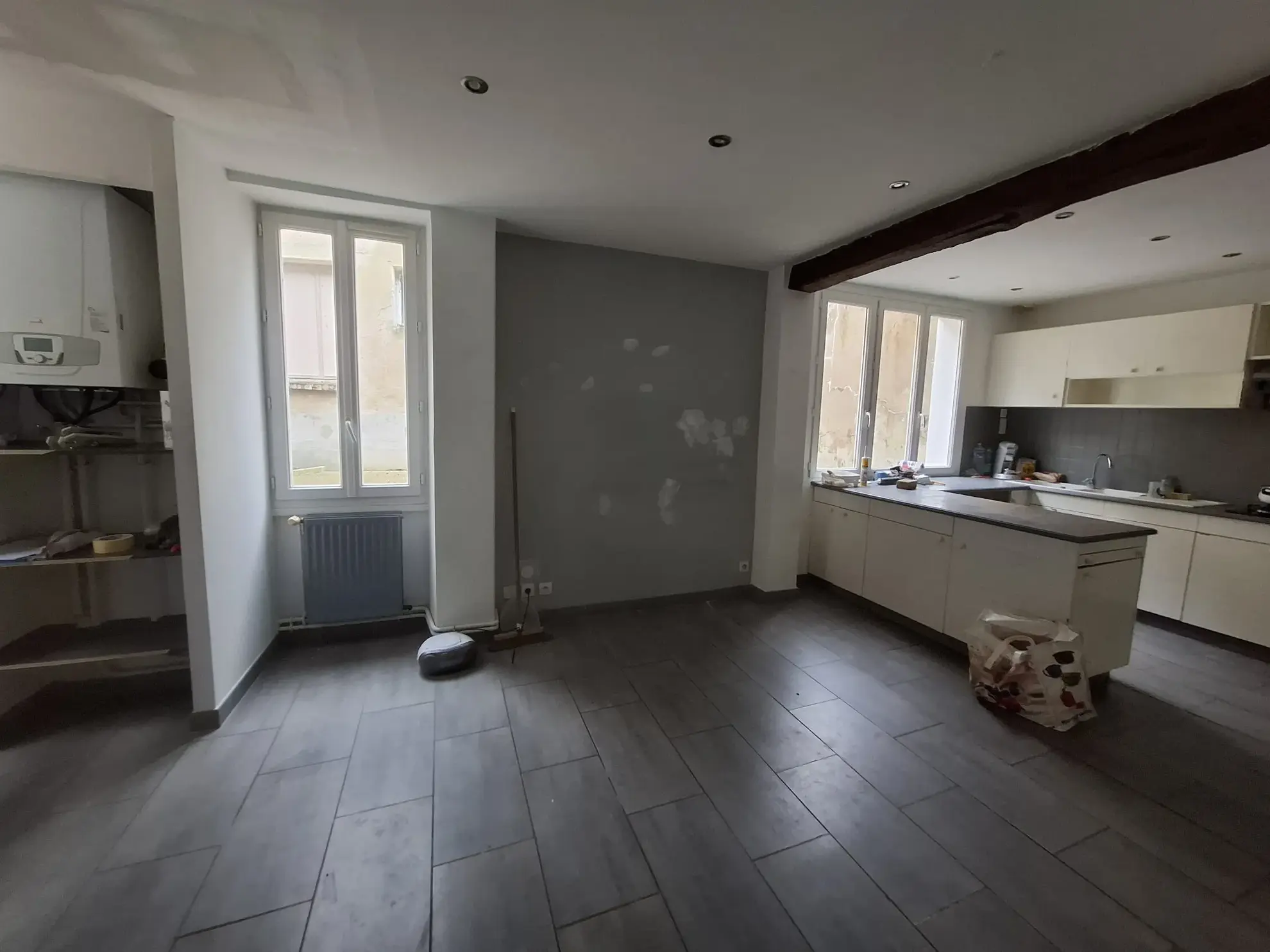 Maison de village à rénover avec dépendance à Beaumont-sur-Sarthe 