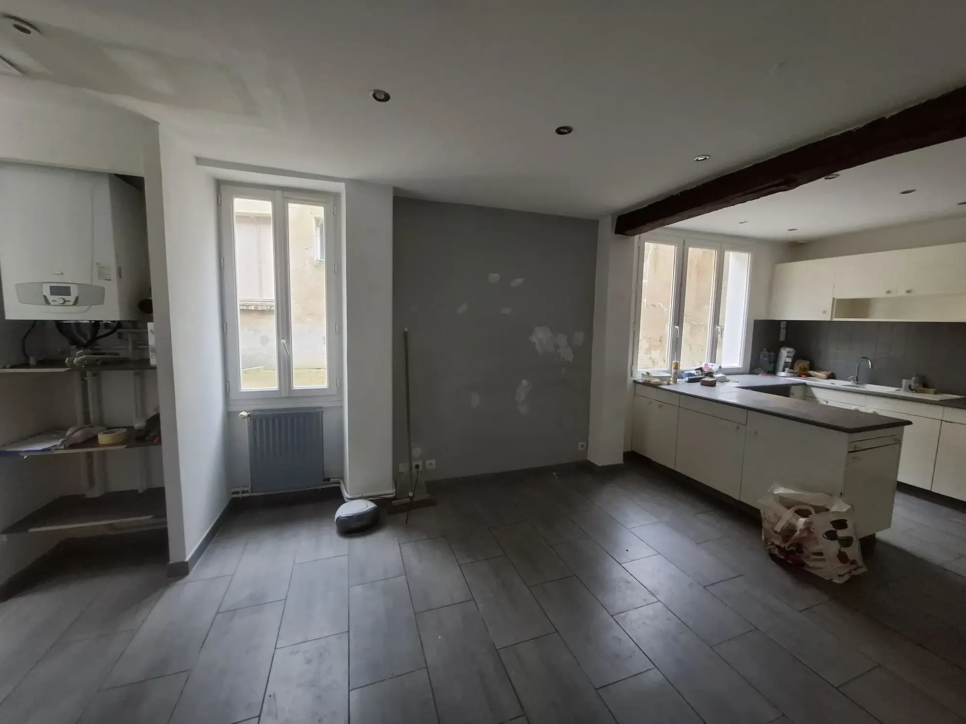 Maison de village à rénover avec dépendance à Beaumont-sur-Sarthe 